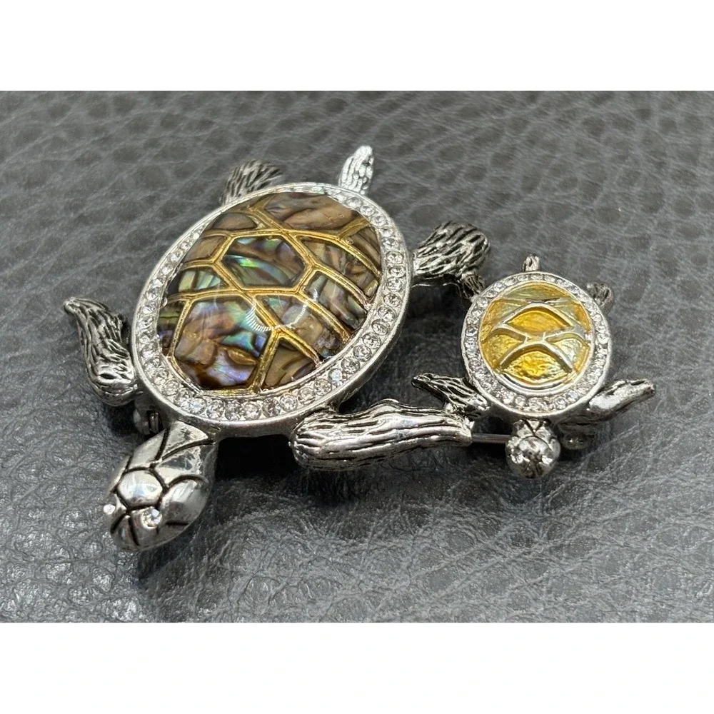 VTG Napier Mother Baby Sea Turtle Brooch Abalone Shell Rhinestone Silver Tone